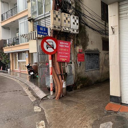 Can Ho Day Du Tien Nghi Tai Vu Mien Tay Ho Hanoi Exterior foto